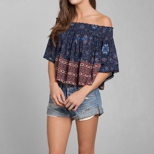 NWOT Abercrombie & Fitch Off The Shoulder Top